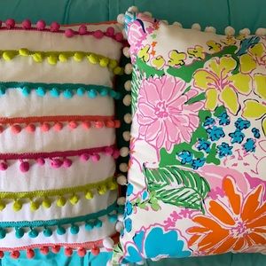 Gently used double-sized, reversible bed comforter with two decorative pillows.